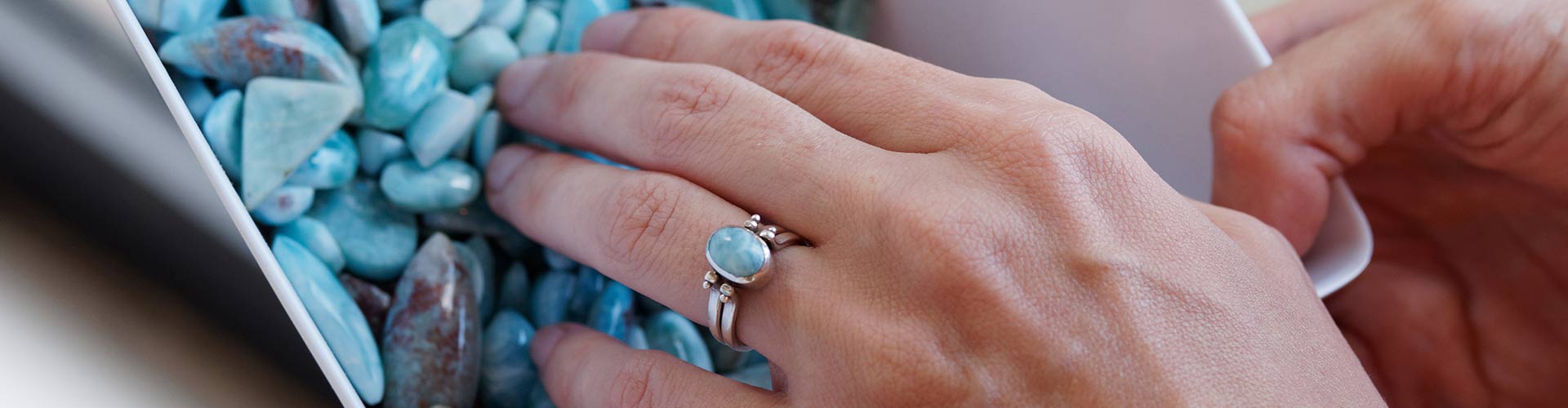 Your Full Guide to Larimar (Before It Becomes Extinct) | Gemporia