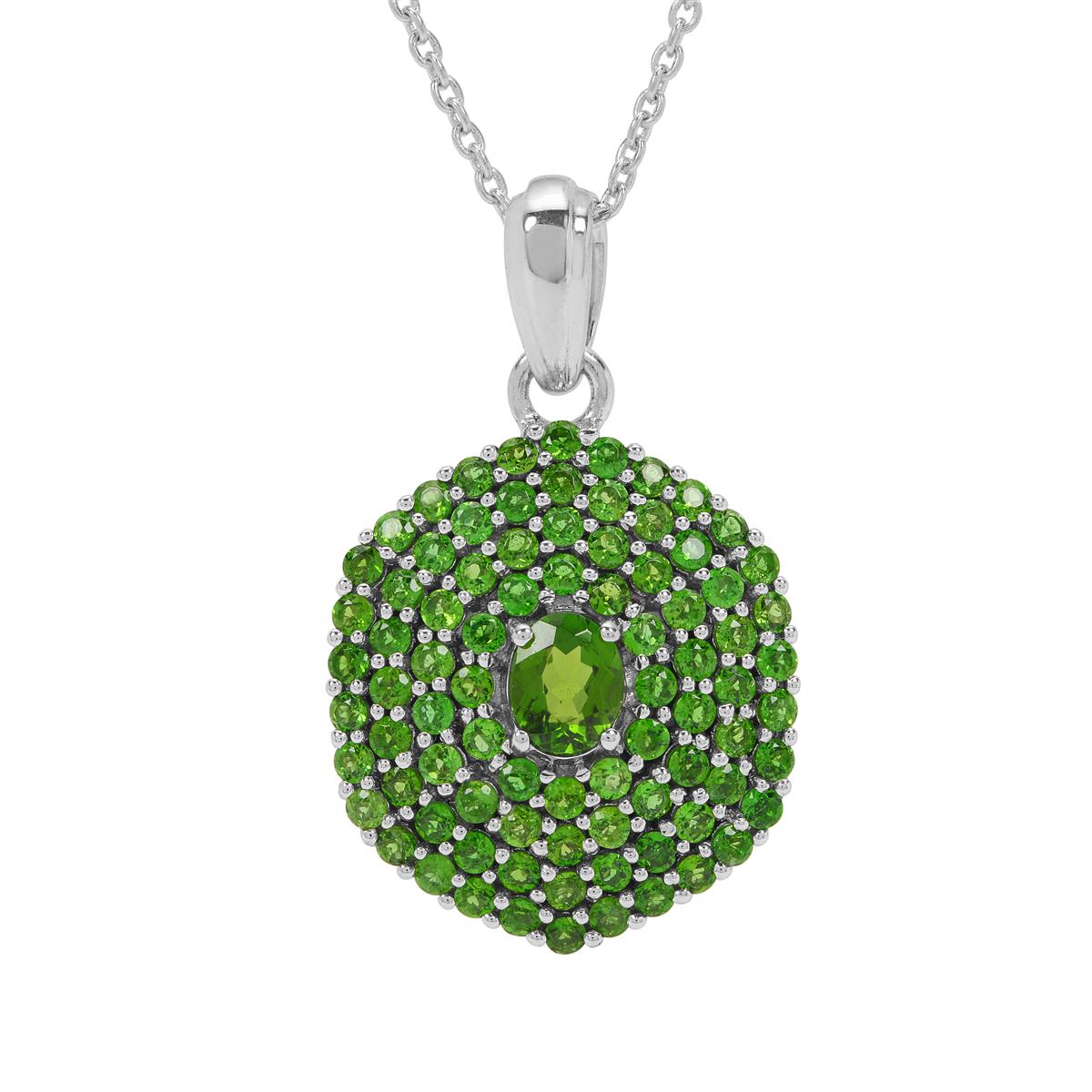 Gem Treasures 1.76ctw Chrome Diopside Floral Cluster Necklace main image 0