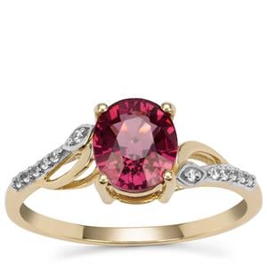 Malawi Garnet Ring with White Zircon in 9K Gold 1.80cts