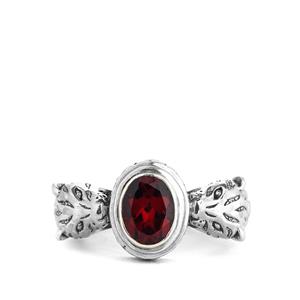 1.25ct Red Garnet Sterling Silver Ring 