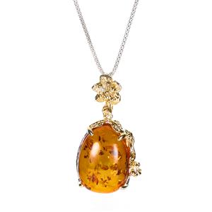 Baltic Cognac Amber Two Tone Gold Plated Sterling Silver Necklace (28 x 22mm)