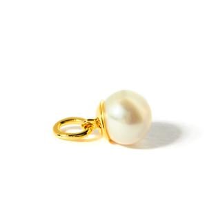 Molte Pearl Gold Plated Charm 