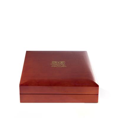 Polished Wooden Jewellery Box for 50 Rings Gemporia