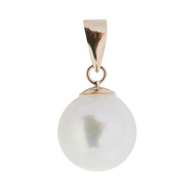 Akoya Cultured Pearl Pendant in 10K Gold (9mm x 8mm)