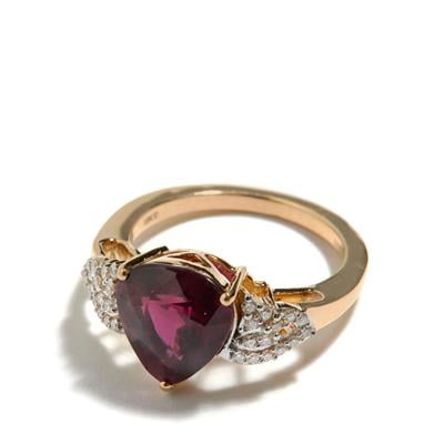 Malawi Garnet Ring with Diamonds in 18K Gold 5.36cts