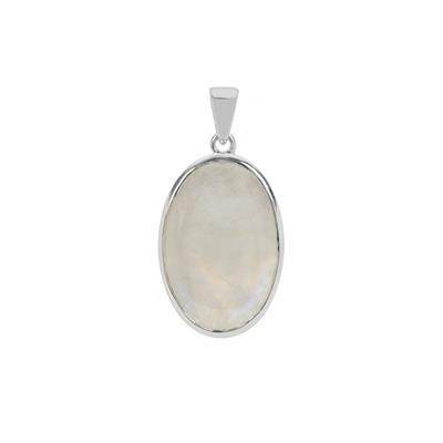 Rainbow Moonstone Pendant in Sterling Silver 43.50cts